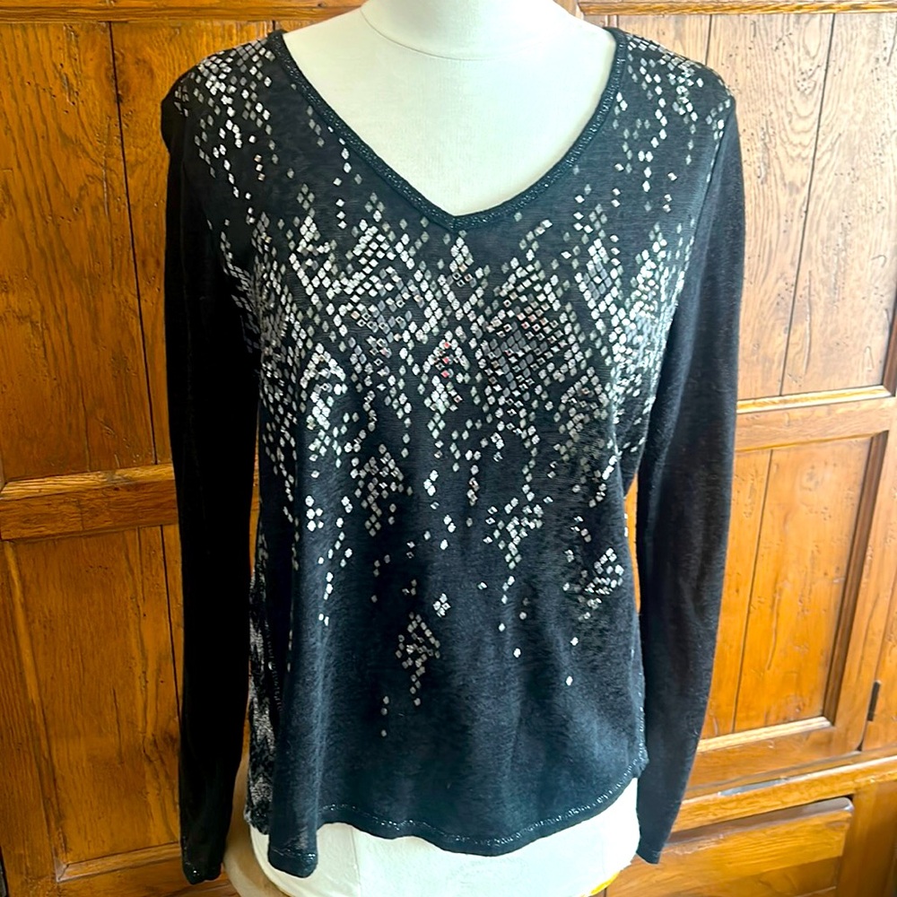 MISS ME BLINGY SWEATER⚜️Lightweight Black & Silver💎Hi-Low🖤Chevron Design on Back